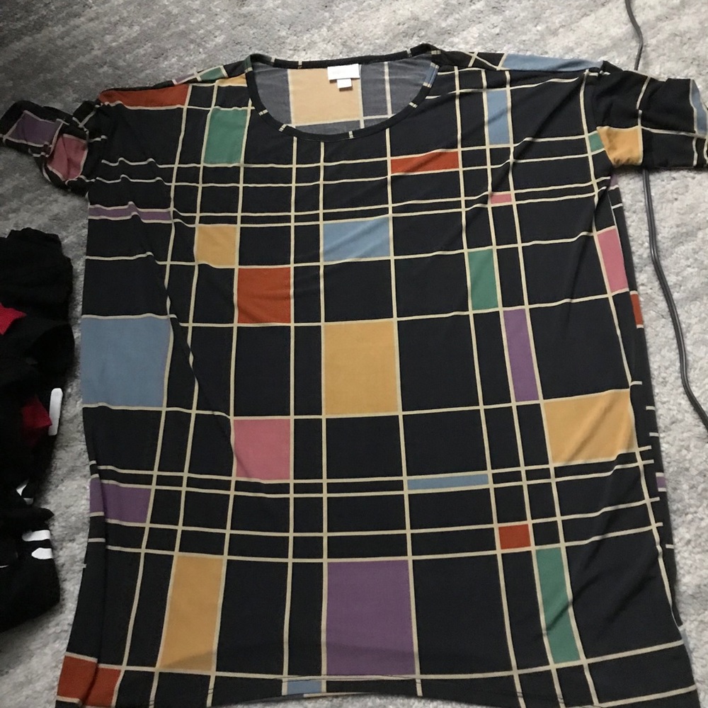 Lularoe top - Picture 3 of 3